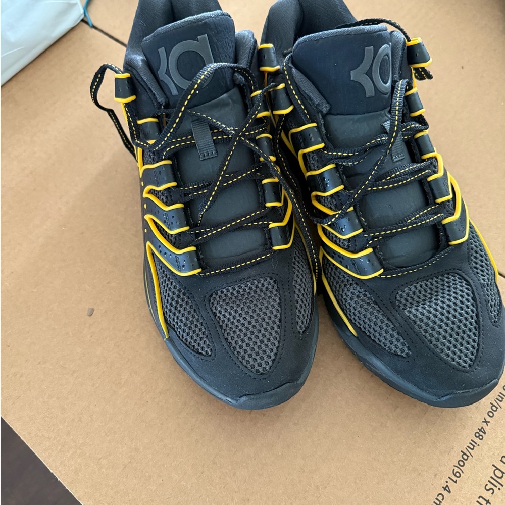 Nike KD 18 Rain City Black and Yellow Athletic Shoes